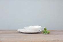 Shallow Pasta Bowl - Plain White - Set of 1