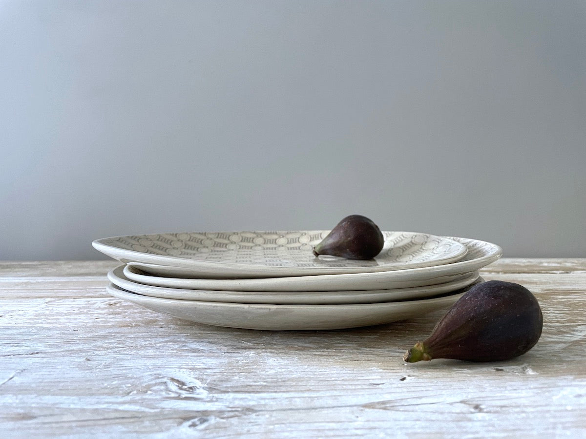 Wonki Ware Dinner Plates 28cm Patterned Warm Grey Set of 4 Wonki