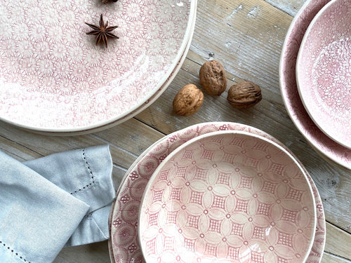 16-Piece Dinner Service - Pink Patterned